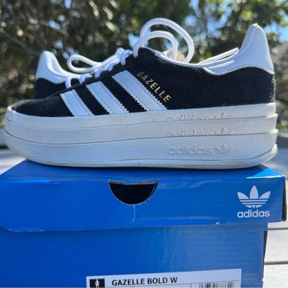 Adidas Gazelle BOLD Black and White Platform Size 8.5w/7m - Picture 3 of 8